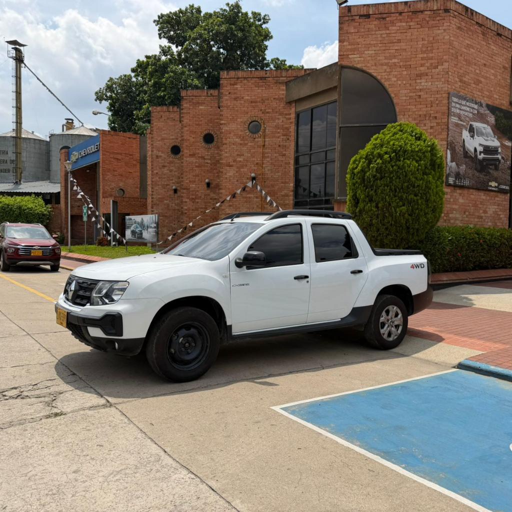 DUSTER OROCH ZEN MT 1300CC 4X4 2024 LVX599_3